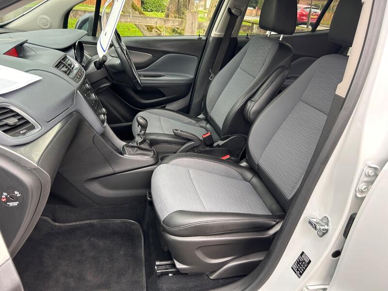 VAUXHALL MOKKA