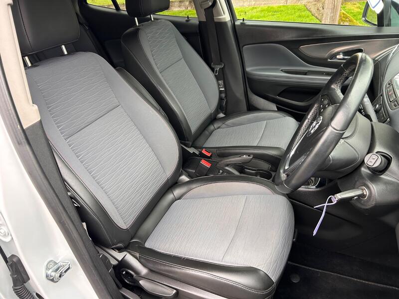 VAUXHALL MOKKA