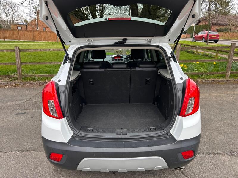 VAUXHALL MOKKA