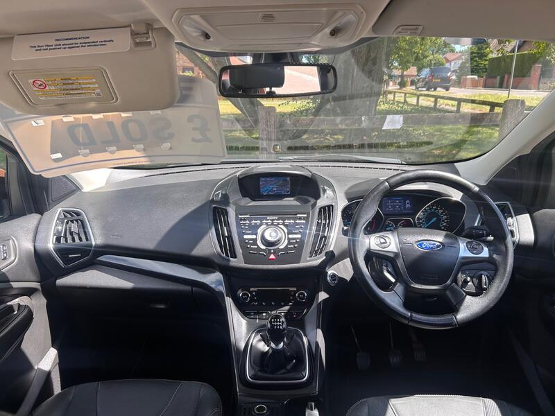 FORD KUGA