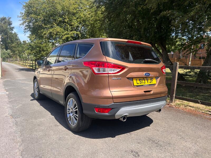 FORD KUGA