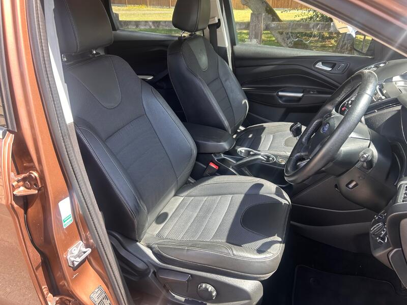 FORD KUGA