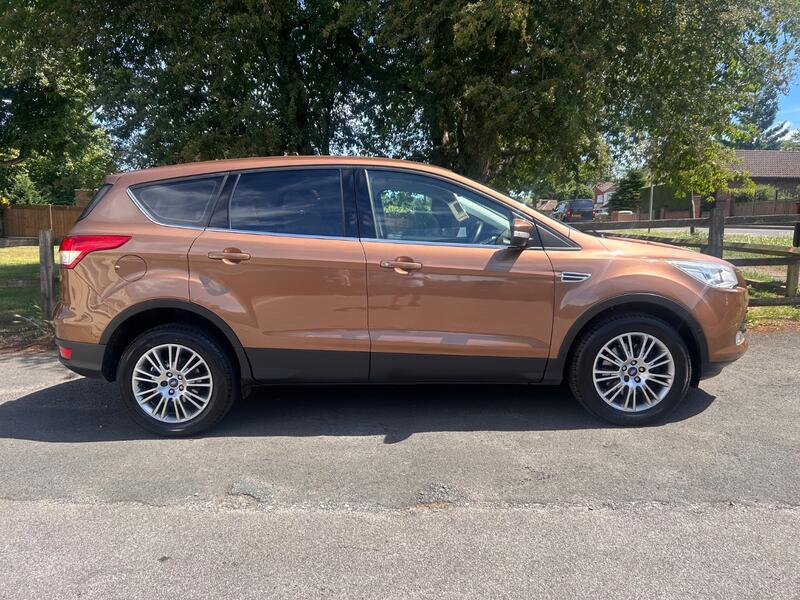 FORD KUGA