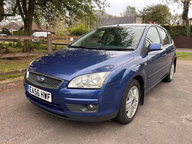 FORD FOCUS 1.6 Ghia